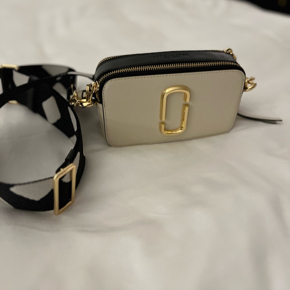 Marc Jacobs Crossybody